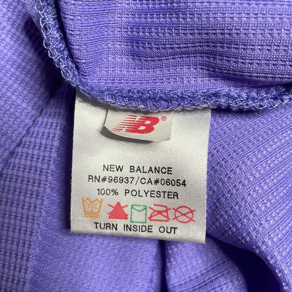 New Balance T-Shirt - Picture 6 of 6